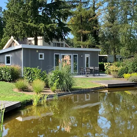 Chalet Modern Located In The Achterhoek Lochem